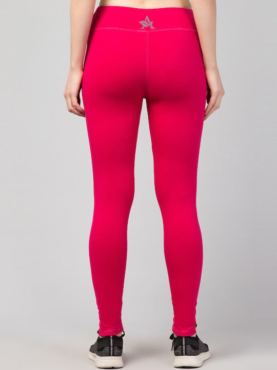 Women Solid Red Slim Fit Leggings