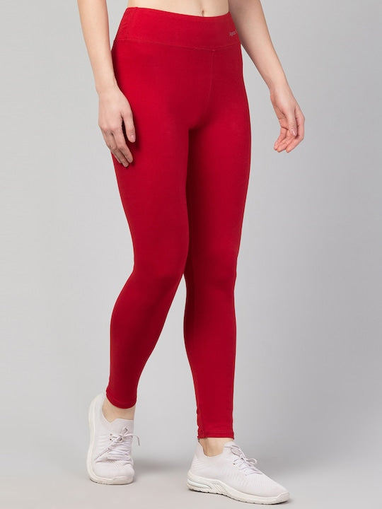 Women Solid Maroon Slim Fit Leggings