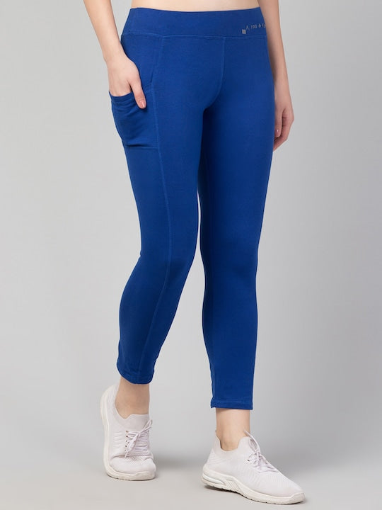 Women Solid Blue Slim Fit with pockets Leggings