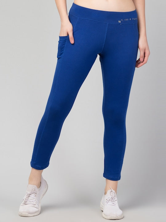 Women Solid Blue Slim Fit with pockets Leggings