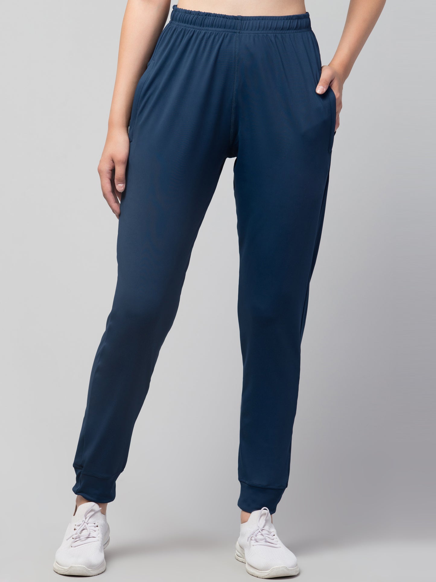 Women 260-280 GSM Dry-Fit Training Joggers