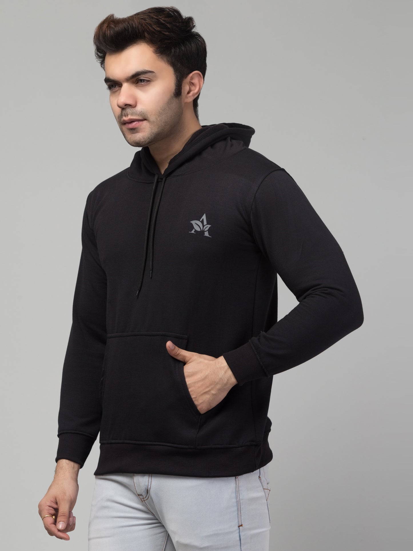 Long Sleeves Hood Pullover Sweatshirt