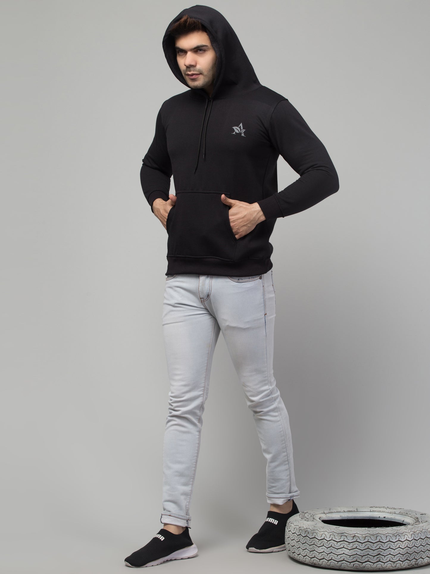Long Sleeves Hood Pullover Sweatshirt