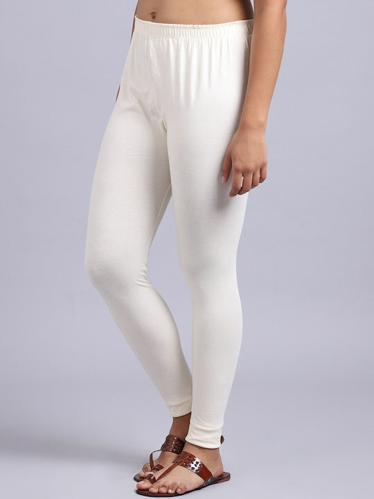 Women Solid White Slim Fit Leggings