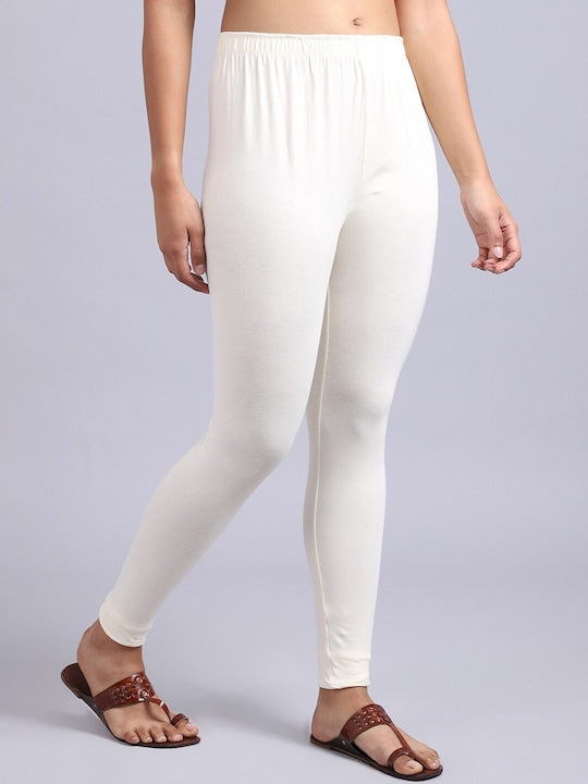 Women Solid White Slim Fit Leggings