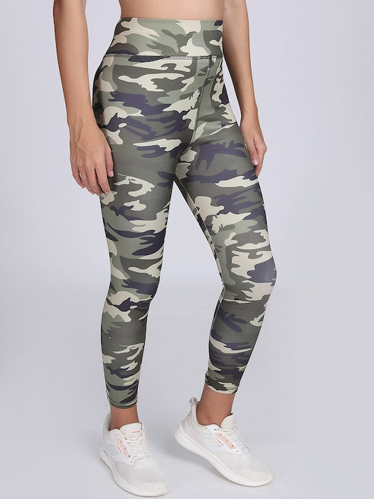Women Camouflage Printed Cropped Training Tights