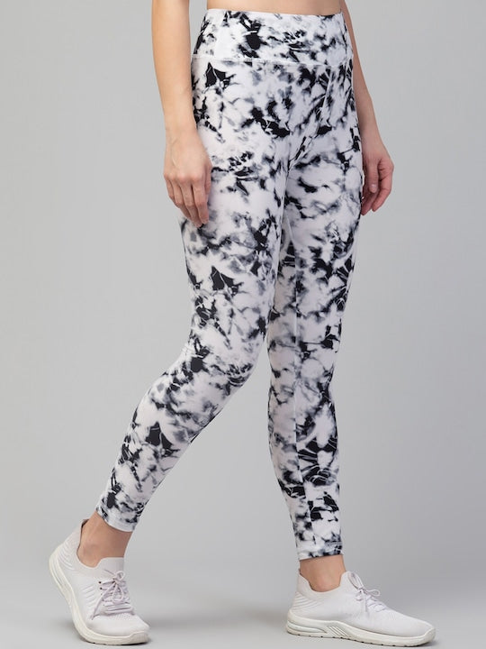 Women White & Black Printed Dry-Fit Ankle-Length Running Tights