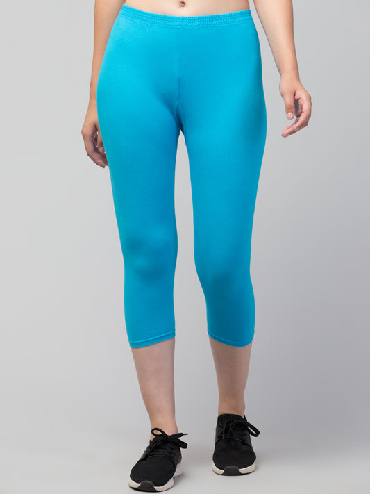 WOMEN SOLID SKY BLUE  MID RISE SKINNY FIT  CAPRIS