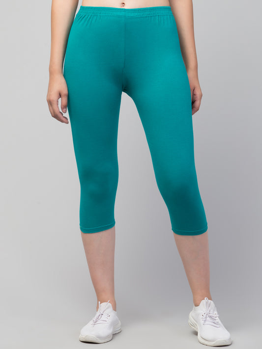 WOMEN SOLID RAMA GREEN  MID RISE SKINNY FIT  CAPRIS