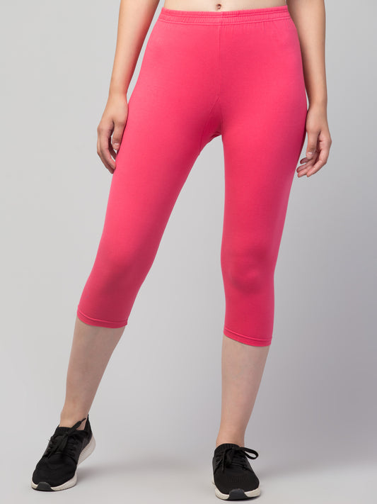 WOMEN SOLID PINK MID RISE SKINNY FIT CAPRIS