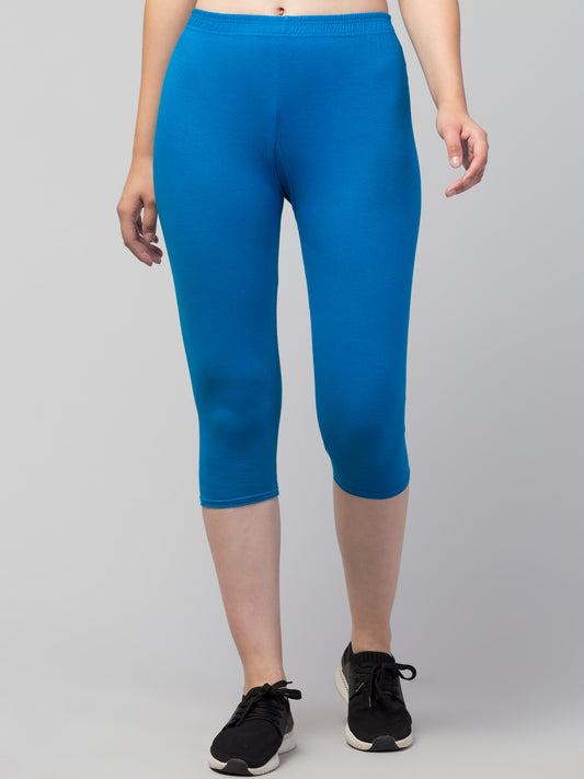 WOMEN SOLID BLUE  MID RISE SKINNY FIT  CAPRIS